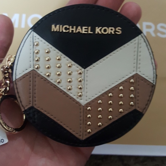 Michael Kors Key Charms Mini Canteen Coin purse. - Picture 2 of 7